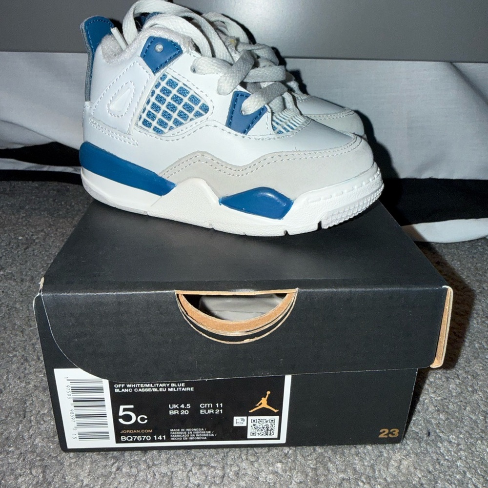 Jordan Retro 4